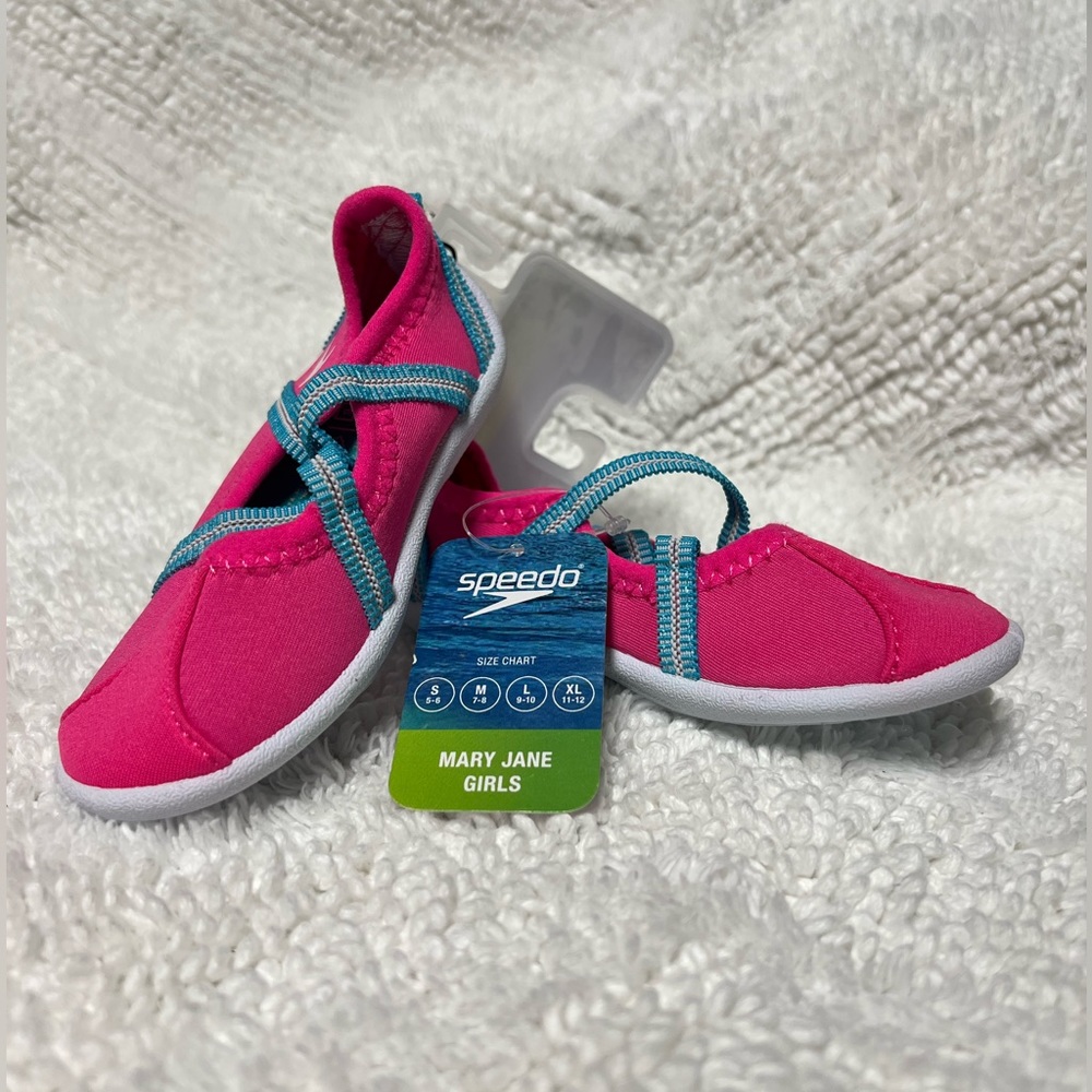 Speedo child’s swim/water shoe 5-6 NWT